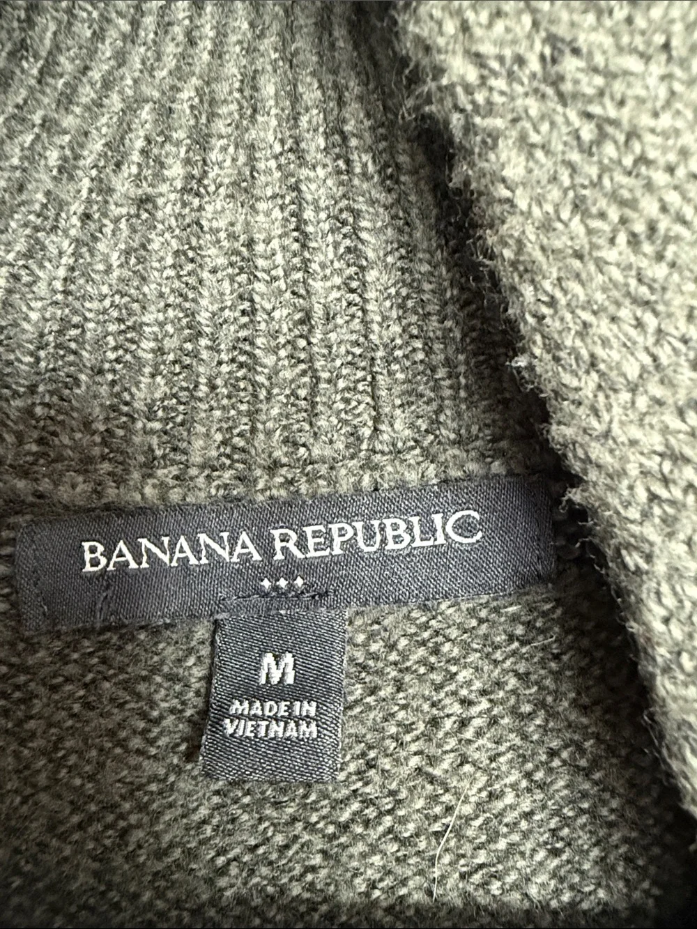 Banana Republic Olive Green Turtleneck Sweater MENS